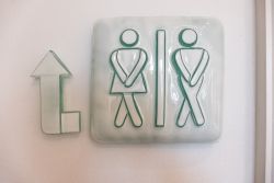 UWie Restrooms 01